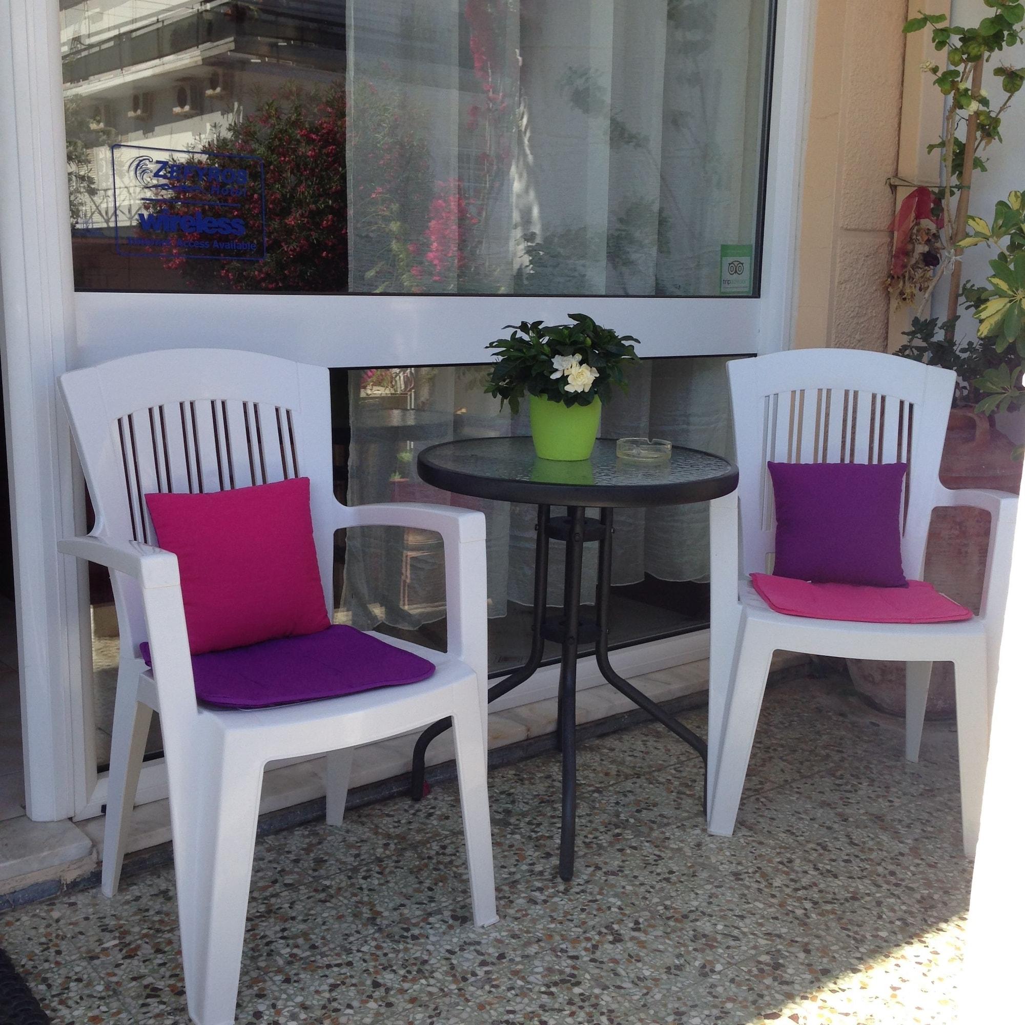 Zefyros Hotel Rhodes City Екстериор снимка